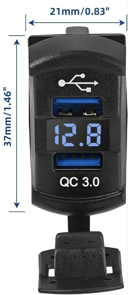 USB tengi með volt mæli